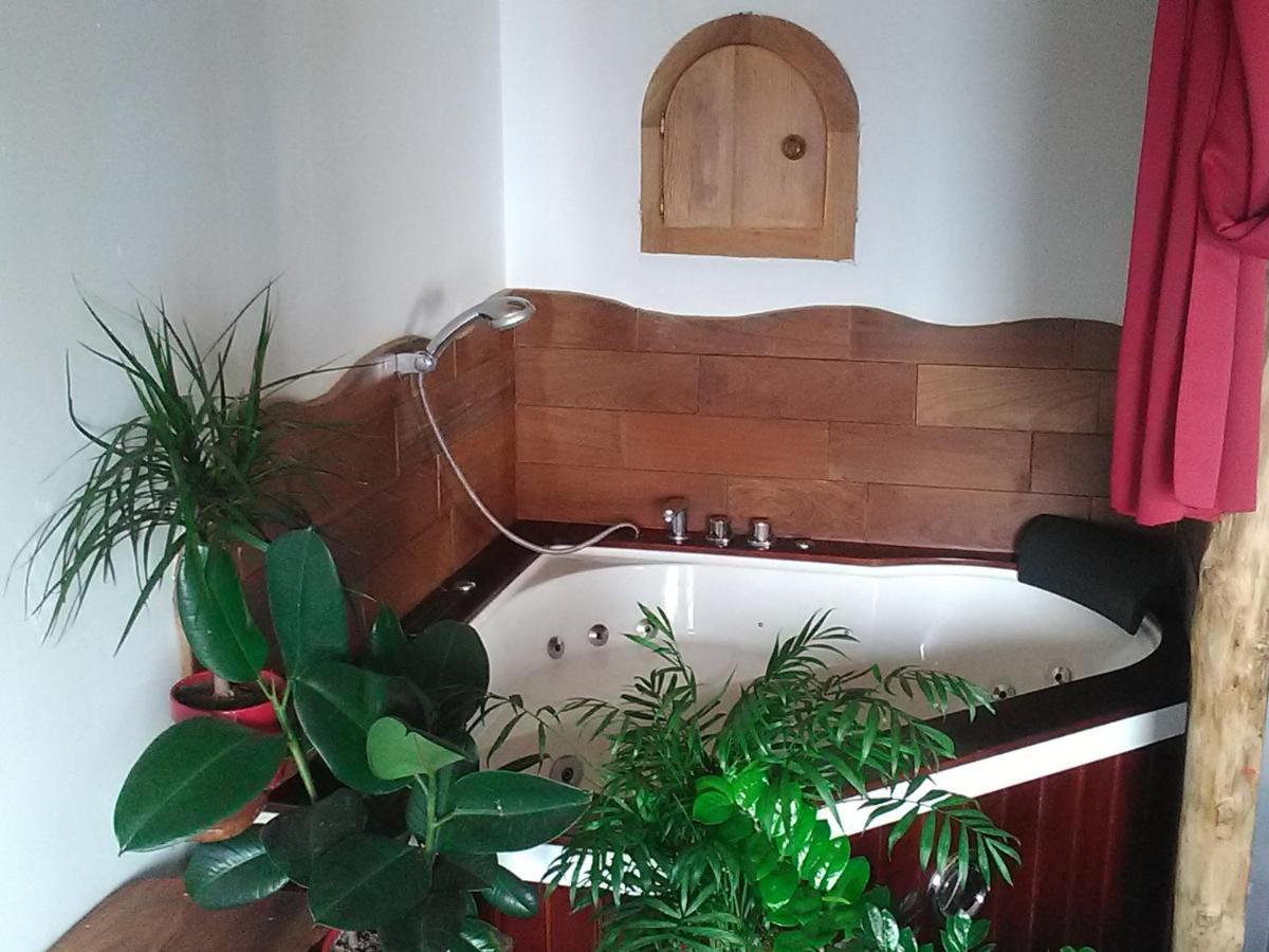 Coin De Paradis Vue Dominante Sur Mer, Montagne Et Tour Genoise Avec Jacuzzi Pino Zewnętrze zdjęcie