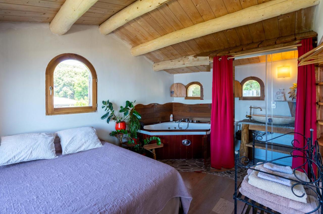 Coin De Paradis Vue Dominante Sur Mer, Montagne Et Tour Genoise Avec Jacuzzi Pino Zewnętrze zdjęcie